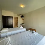本尼茨拱门酒店