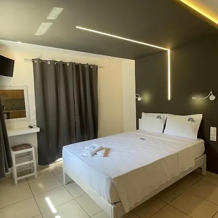 מלון Benitses Arches בניטסס