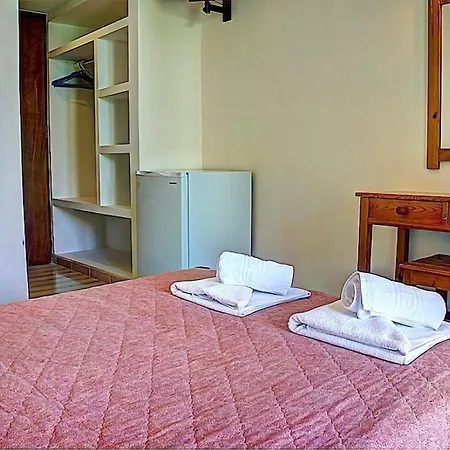 Hotell Benitses Arches Hotel