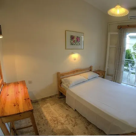 Benitses Arches Hotel Hotell Benitses (Corfu)