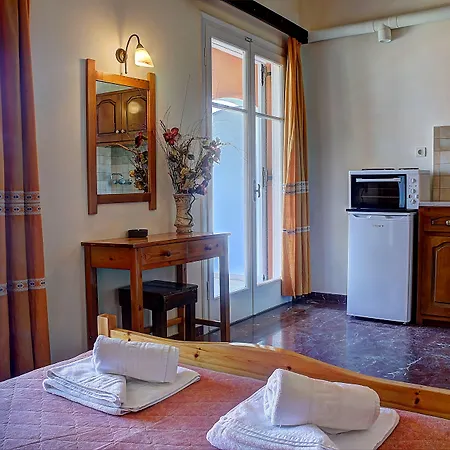 Hotell Benitses Arches Hotel