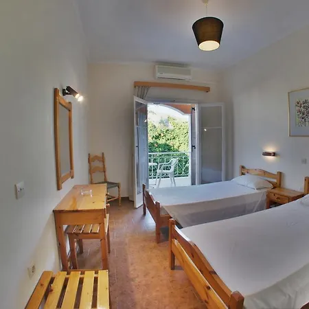 Hotell Benitses Arches Hotel 2*